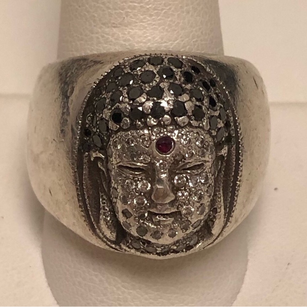 Lazaro Soho Budha Head Ring, silver w/ white and black diamonds and ruby Bindi